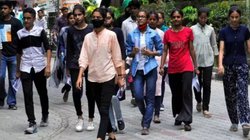 BPSC Teacher Exam: पड़ोसी राज्यों से बिहार जाने वाली ट्रेनें फुल, सरकारी नौकरी है वजह, तीन दिन तक चलेगी भर्ती परीक्षा