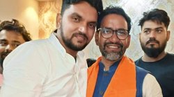 शादी के 9 महीने बाद पापा बने भोजपुरी के फेमस एक्टर! दिखाई बेटे की पहली झलक, लगा बधाइयों का तांता