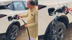 रील बनाने के लिए बुजुर्ग ने बर्बाद किया पेट्रोल, वायरल वीडियो पर भड़के लोग; हुई कार्रवाई की मांग