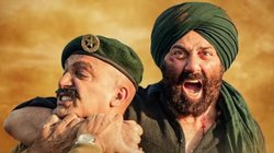 Gadar-2 देखने पहुंचे शख्स को सिनेमा हॉल में आया हार्ट अटैक, सीसीटीवी में कैद हुई घटना