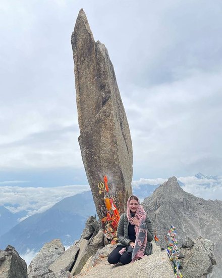 Himanshi Khurana films, 