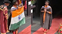 विदेश में कुछ इस अंदाज में छात्र ने ली डिग्री, जीत लिया करोड़ों लोगों के दिल