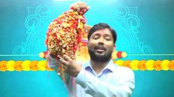 रक्षाबंधन पर वायरल हो रहा खान सर का वीडियो, सात हजार लड़कियों ने बांधी राखी