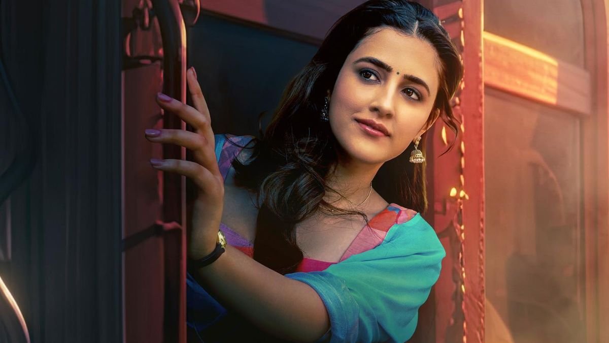 Kriti Sanon/ Kriti Sanon Sister Nupur