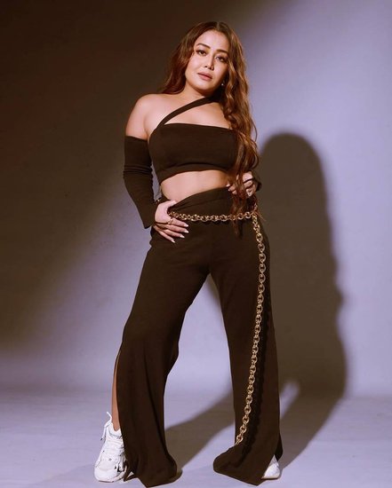 neha kakkar in black dress