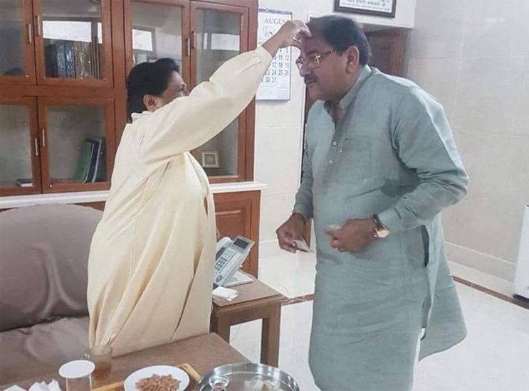 Mayawati rakhi Abhay Chautala