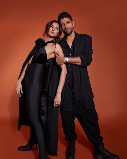 Farhan Akhtar Shibani Dandekar marriage date