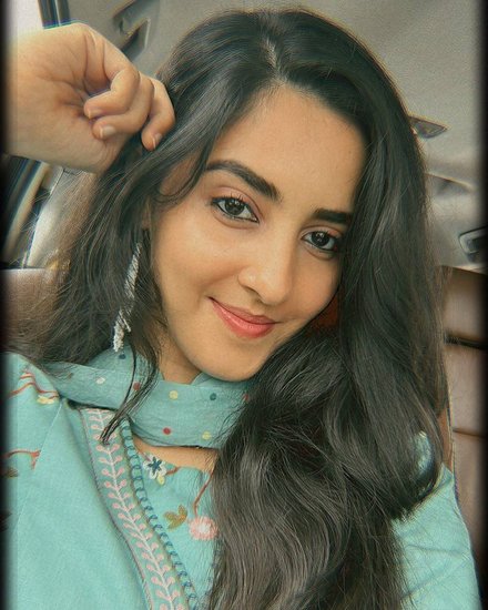 Simrat kaur cast opposite Utkarsha sharma