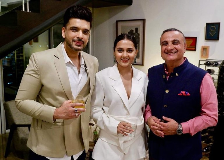 karan kundra wife