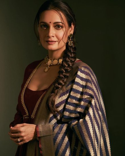 Dia Mirza looks royal in ethnic attire