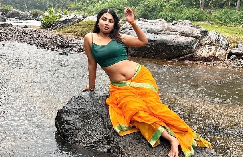 South Actress Anicka Vikramman Latest Photoshoot