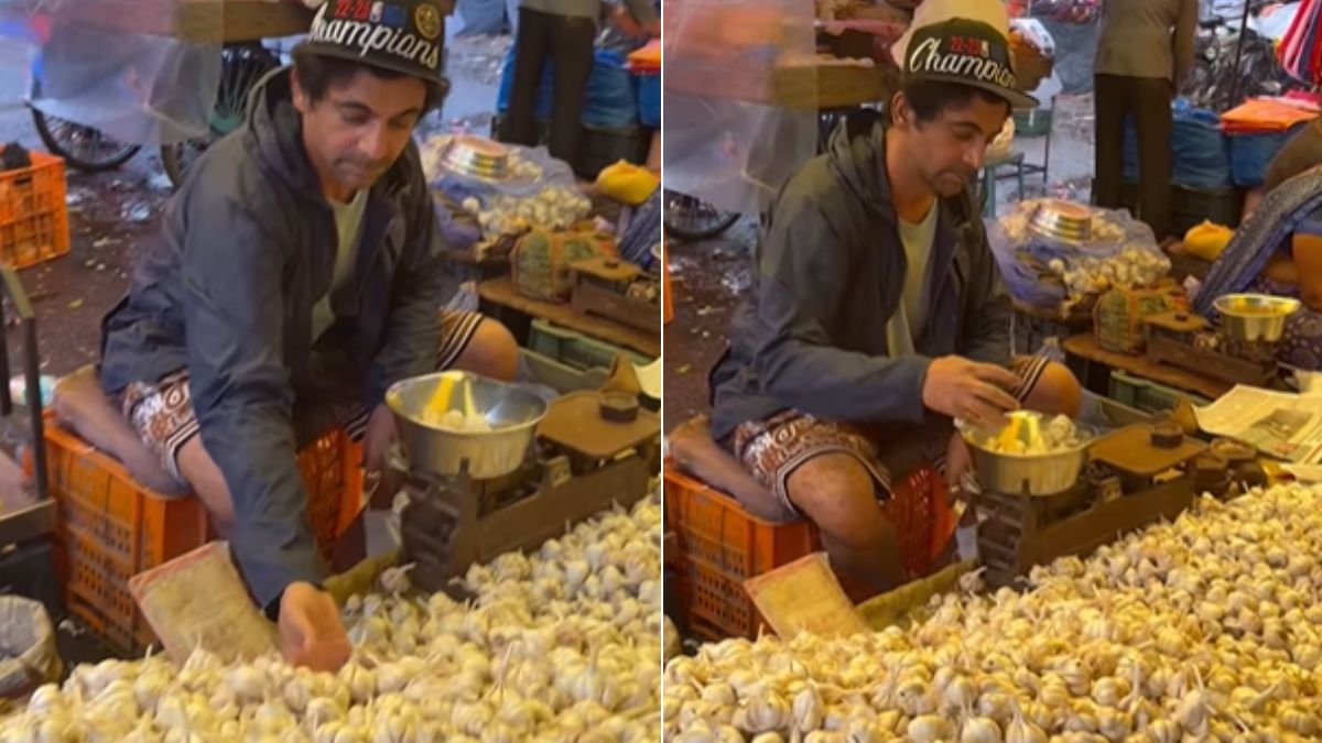 Sunil Grover/ Sunil grover Selling Garlic