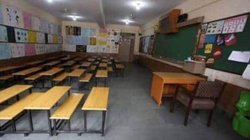 स्कूल में टीचर ने छात्रा के साथ की अश्लील हरकत, गंदे तरीके से छूकर कही आपत्तिजनक बात, सदमे में चली गई नाबालिग