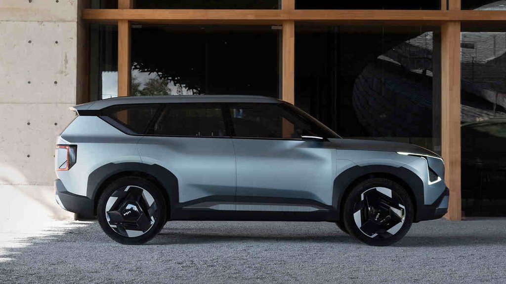 Kia EV5 Launch Timeline । Kia EV5 Expected Price । Kia EV5 Expected Driving Range । Kia EV5 Expected Features