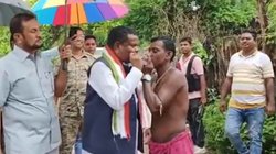 मंत्री ने बीड़ी से जलाई बीड़ी फिर धूआं उड़ाते हुए लोगों से किया संवाद; वायरल हो रहा वीडियो