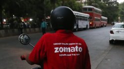 Zomato पर खाना ऑर्डर करना होगा महंगा! ग्राहकों से वसूला जा रहा नया प्लेटफॉर्म चार्ज, जानें पूरी डिटेल