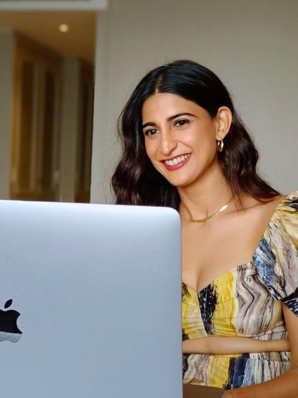 Aahana Kumra Party Dress (4)