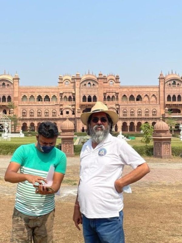 Art Director Nitin Desai (5)