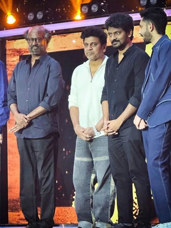 Jailor Stars Fees (2)