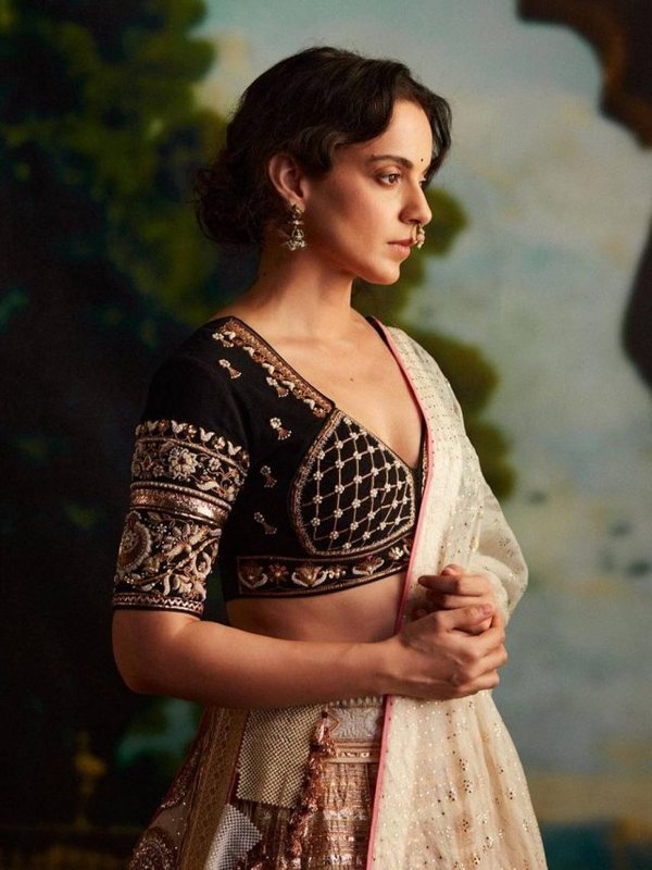 KANGANA RANAUT LEHENGA LOOK