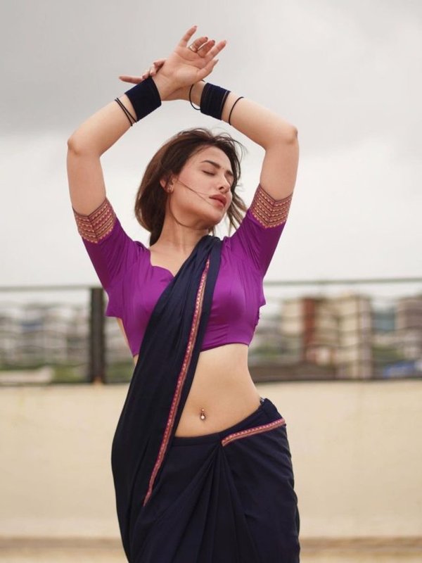 Mahira Sharma (7)