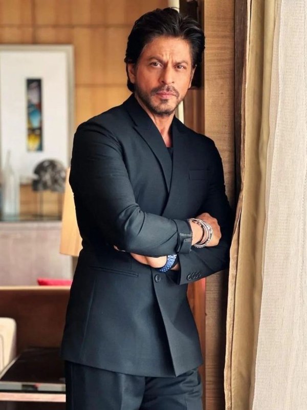 Shahrukh Khan Worked Free in these films (6)