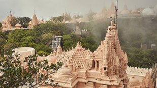 Shatrunjaya hills near Palitana is home to more than 800 temples