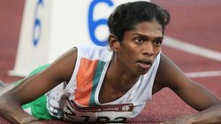Asian Games: एशियाई खेलों में जीता रजत पदक फिर टूटा दुखों का पहाड़, जेंडर टेस्ट में फेल होने पर ईंटें ढोकर पाला पेट