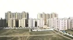 स्पोर्ट्स कॉम्पलेक्स बनने वाली जगह पर सरकारी ऑफिस बनने से नाराज गांव वाले दे रहे धरना, दिल्ली सरकार पर उठाए सवाल