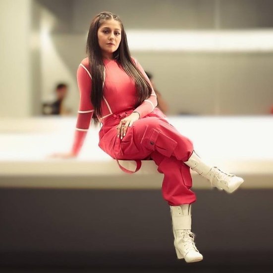 Sunidhi Chauhan photos