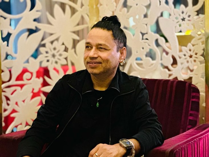 kailash kher replaced