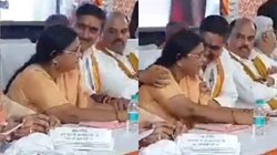 महिला विधायक संग ऐसी हरकत पर ट्रोल हुए BJP सांसद सतीश गौतम, वीडियो वायरल