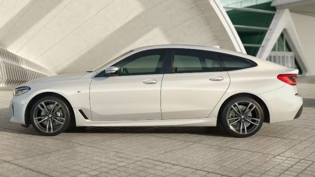 BMW 6 Series GT M Sport Signature Limited Edition । BMW 6 Series GT M Sport Signature Price । BMW 6 Series GT M Sport Signature Features । BMW 6 Series GT M Sport Signature Engine Specifications
