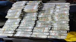 रेलवे के वरिष्ठ अधिकारी के घर CBI का छापा, बोरों में ठूस-ठूस कर भरा मिला पैसा, अब तक 2.61 करोड़ नकद जब्त
