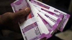 Tax Saver Fixed Deposit: ध्यान दें! ये 8 बैंक दे रहे टैक्स सेविंग FD पर SBI से ज्यादा ब्याज, 5 साल में फायदा ही फायदा