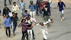 तवलीन सिंह का काॅलम वक्‍त की नब्‍ज: कुटुम्ब में दरार पाटने की जरूरत
