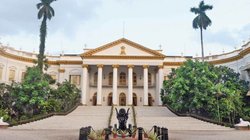 इस राज्यपाल को सता रहा फोन टेपिंग और ट्रैक किए जाने का डर, राज भवन के एक हिस्से में पुलिस भी नहीं पसंद