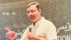 Telangana Elections: कांग्रेस पर अकबरुद्दीन ओवैसी का तीखा हमला, पूछा- सोनिया गांधी कहां से आई हैं?