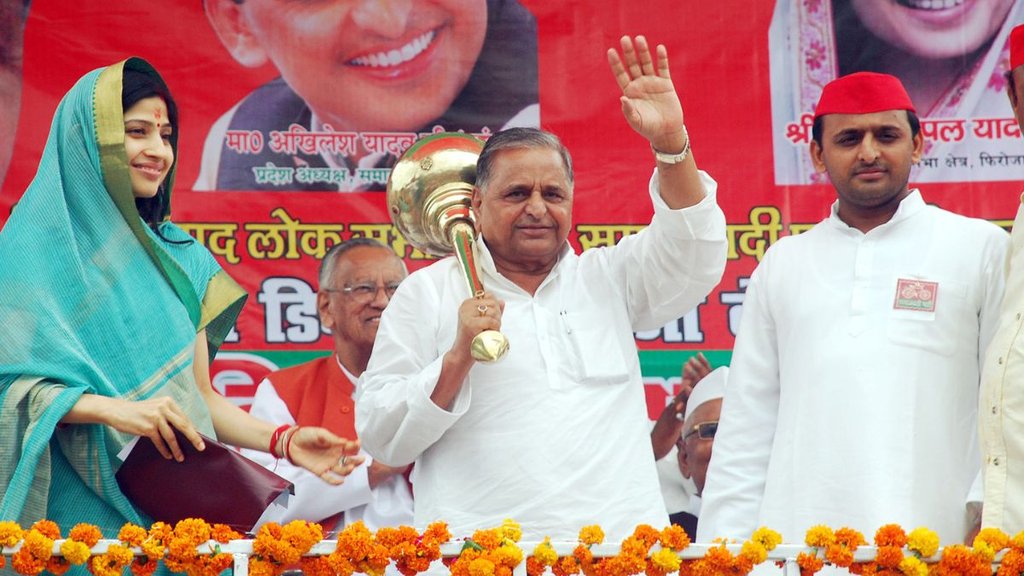 Mulayam Singh Govt | Mulayam Singh govt | BJP walkout