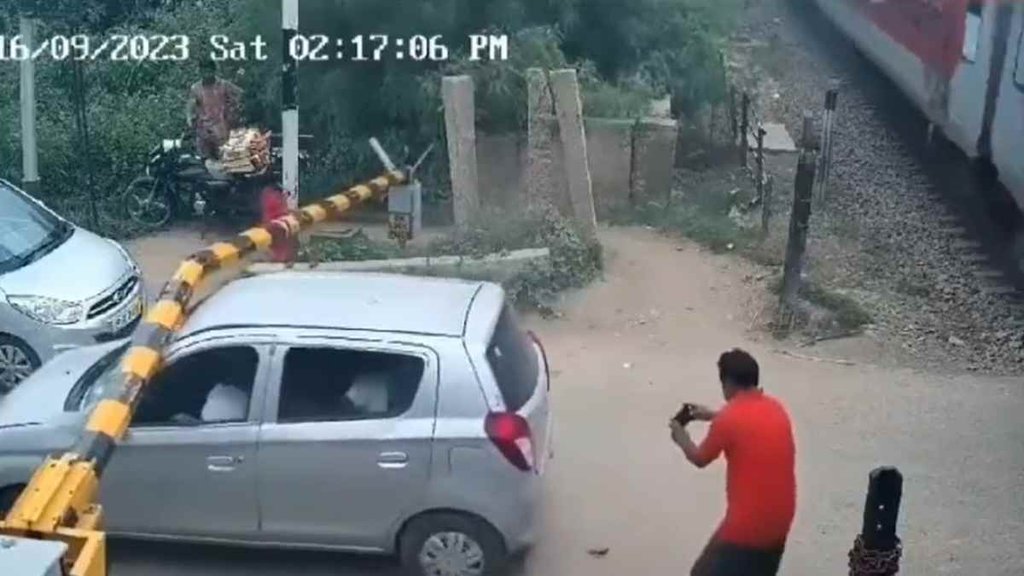 Indian Railways II Viral Video II Trending News (1)