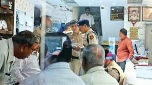 Jewellery| theft| Jangpura