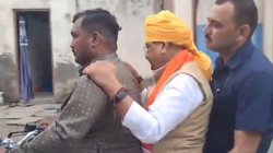 बाइक पर ट्रिपलिंग करते दिखे बीजेपा नेता कैलाश विजयवर्गीय, पुराना बयान याद दिला मजे ले रहे लोग