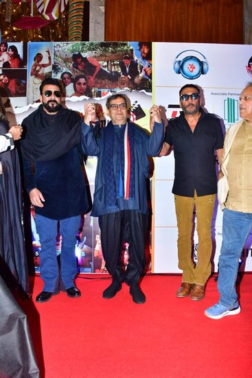 Sanjay Dutt and Jackie Shroff