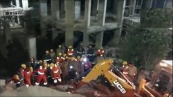 लखनऊ के अपार्टमेंट में बड़ा हादसा, निर्माणाधीन मल्टी लेवल पार्किंग की दीवार गिरने से 2 मजदूरों की मौत, 12 घायल