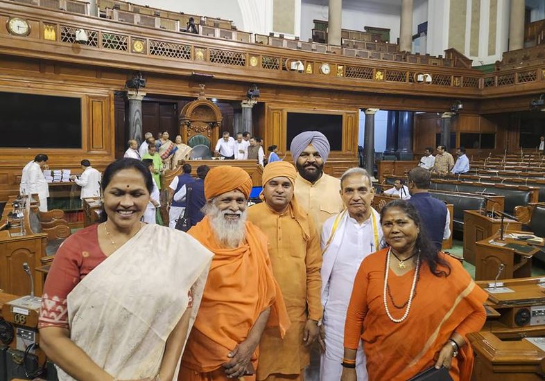 Sadhvi Niranjana jyoti