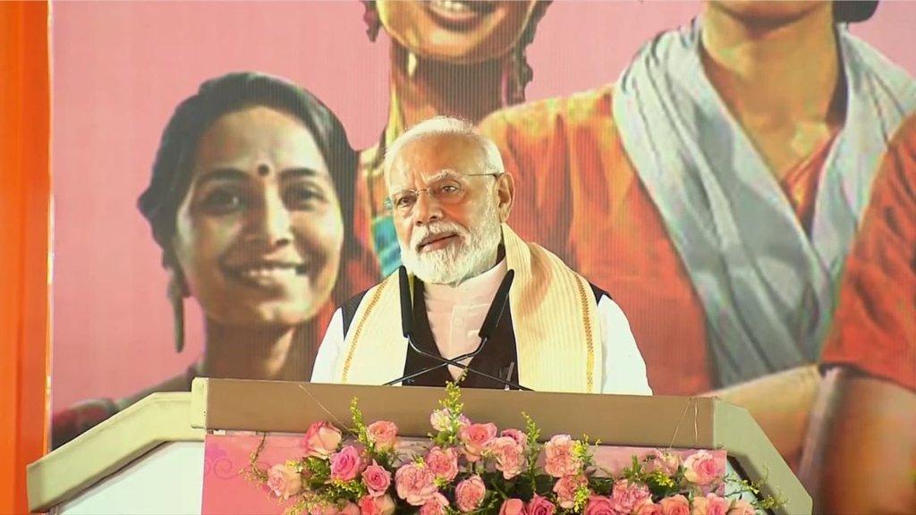 PM MODI | VARANASI | WOMEN RESERVATION |