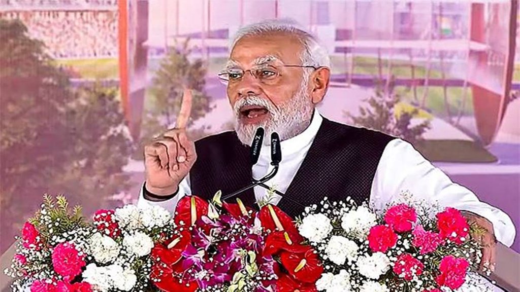 Varanasi | New Stadium in Varanasi | PM Modi Lay Foundation of Stadium in Kashi |
