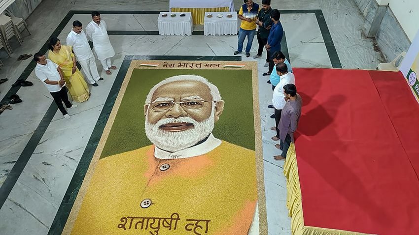 pm modi news