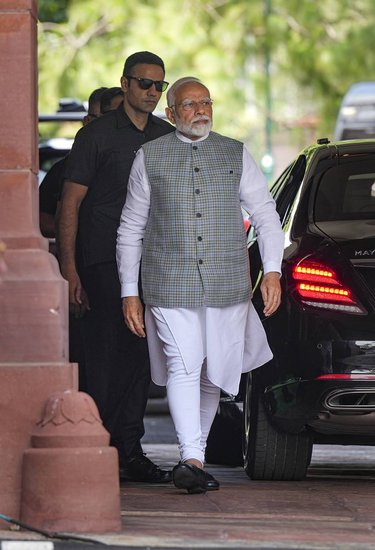 PM Modi Dressing Style