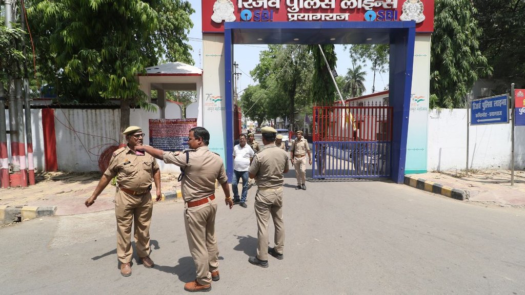 UP Police, Uttar Pradesh News, Hindi News